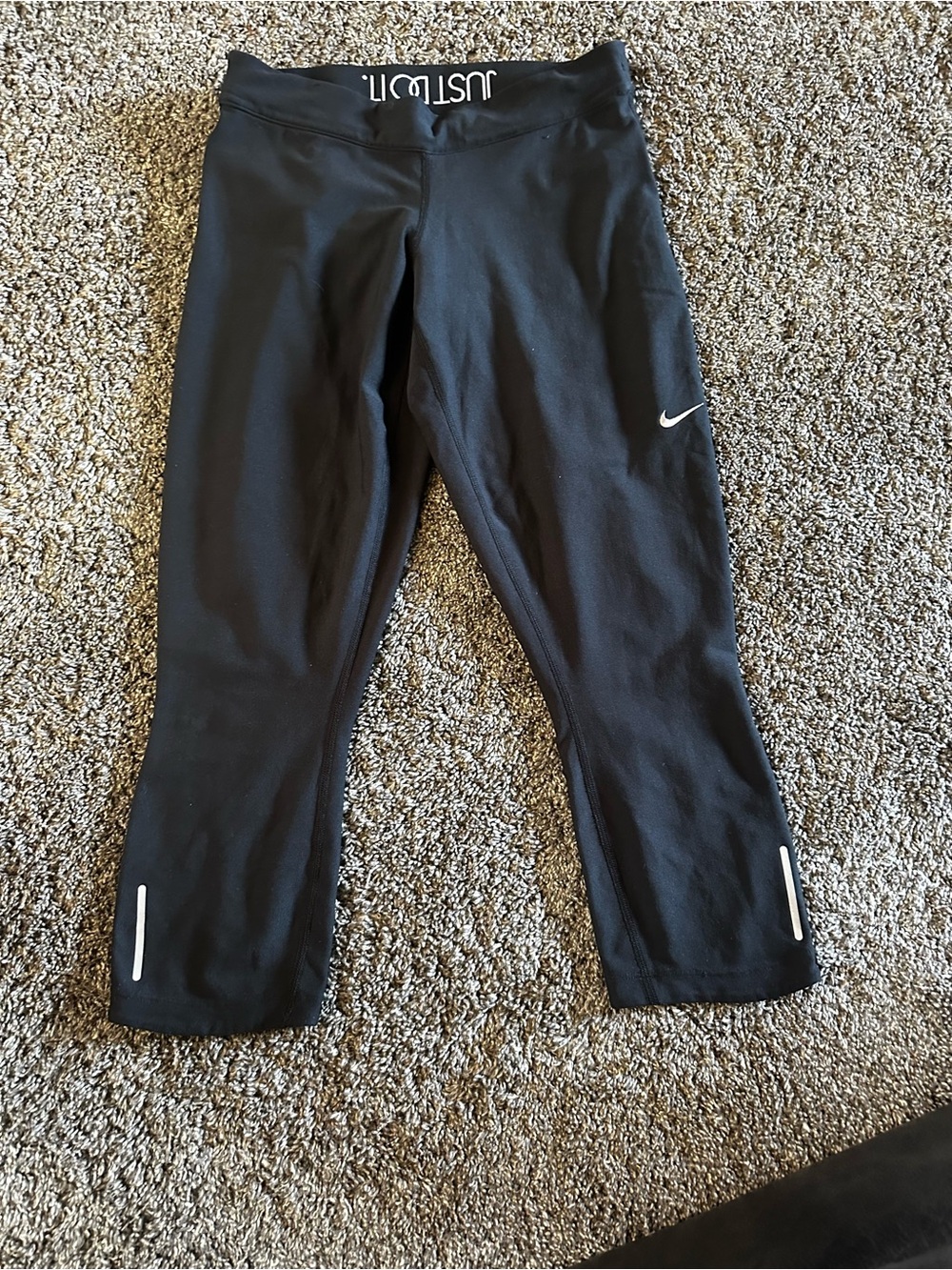 Nike Black Kids' Capri Leggings with Reflective Details
